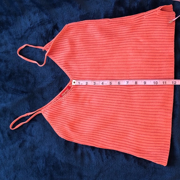 Coral Knit Tank - Picture 4 of 8